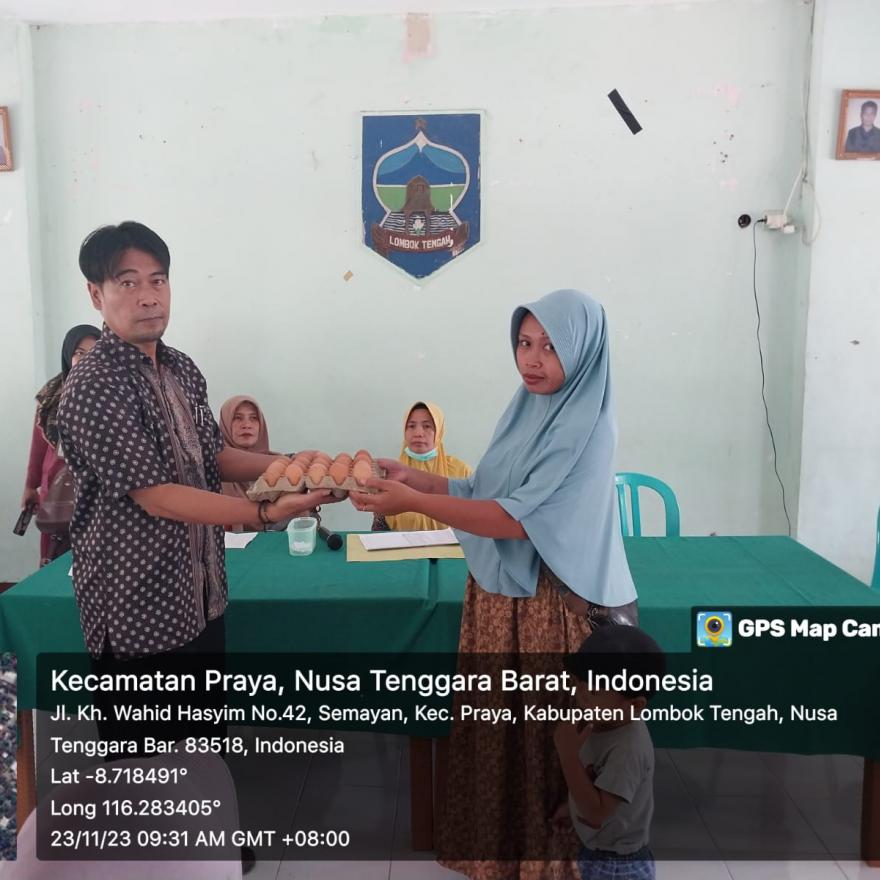 KEGIATAN PEMBAGIAN TELUR UNTUK PMT BALITA STUNTING BULAN NOVEMBER 2023 KELURAHAN SEMAYAN TAHAP 2